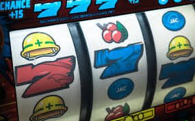 Tombol dan kontrol permainan Live Casino desain modern di yakin77